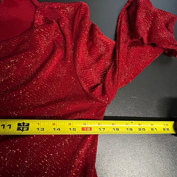 Joanna Chen Women's Medium Red Sparkle Cowl Neck Top Split Bell Sleeve Christmas - Picture 8 of 11